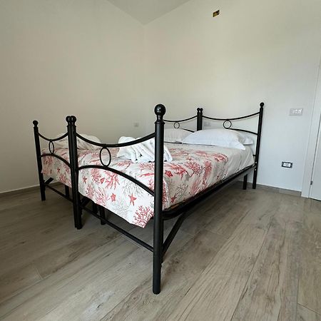 בארי סארדו Le Corti Sarde Beach Apartments מראה חיצוני תמונה
