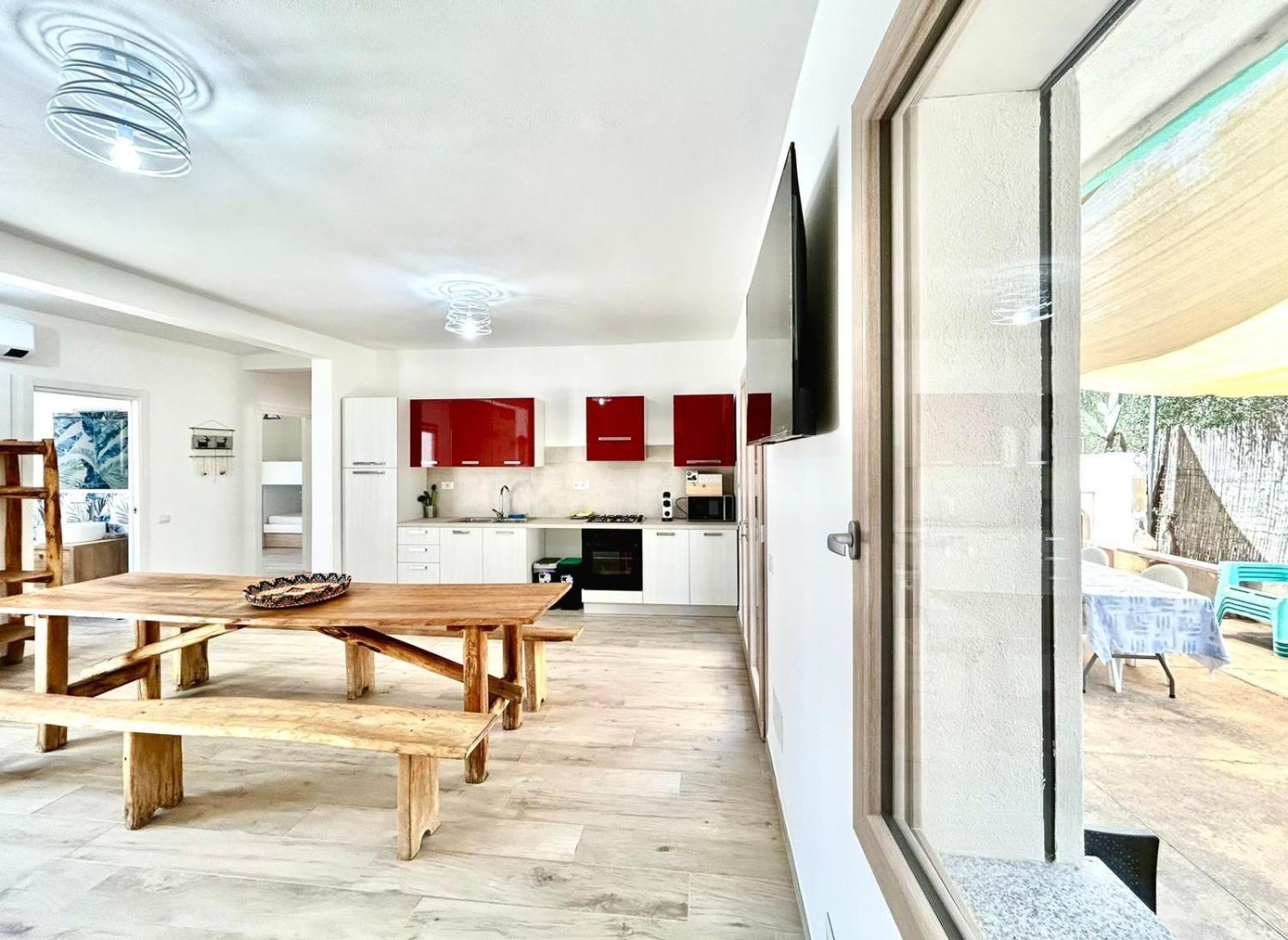 בארי סארדו Le Corti Sarde Beach Apartments מראה חיצוני תמונה