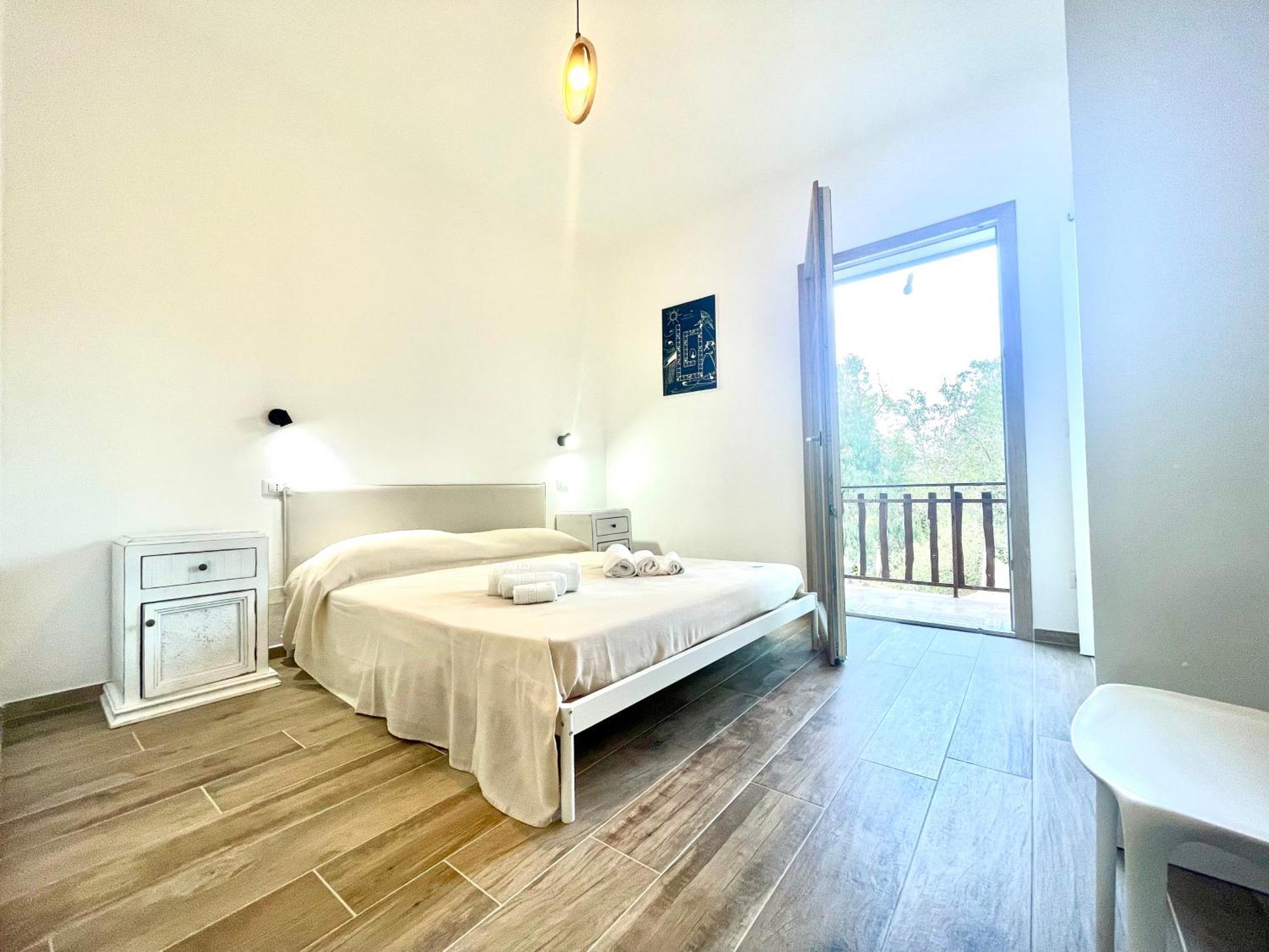 בארי סארדו Le Corti Sarde Beach Apartments מראה חיצוני תמונה